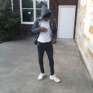 Meet your Posher, Shyqwine